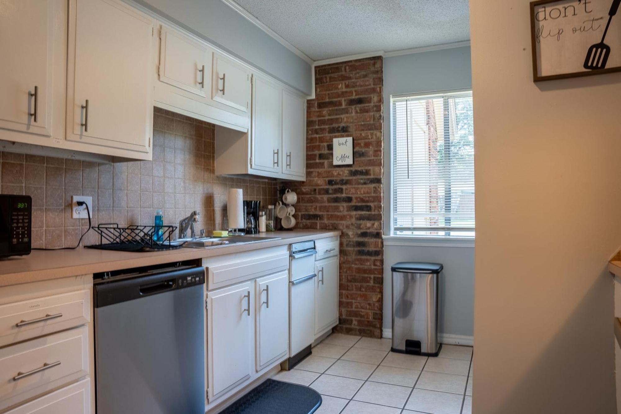 Willow Way: Cozy Retreat Fort Smith Extérieur photo